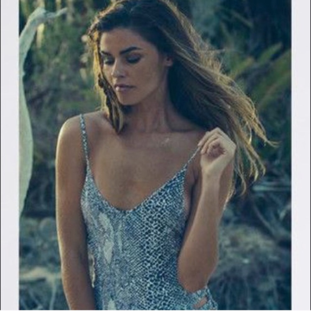 Acacia Florence one piece